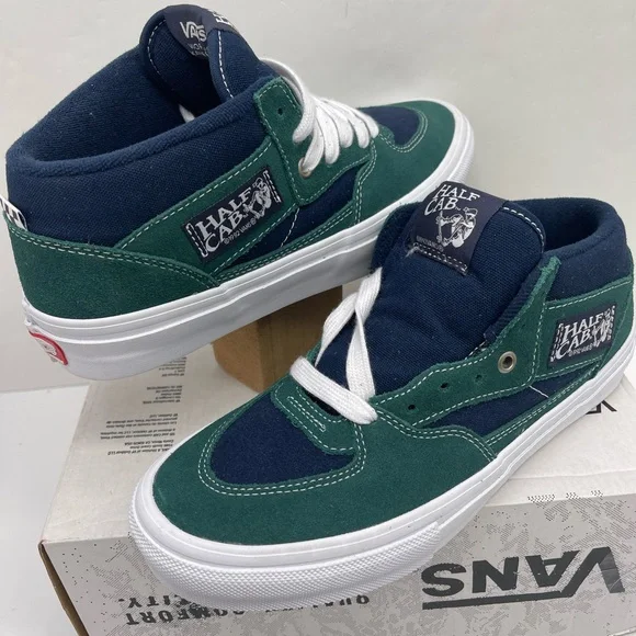 Vans Men’s Skate Half Cab
Tartan Blue/Green
VN0A2Z34BLG Sneakers - Picture 6 of 16